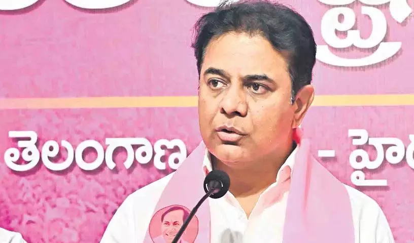 केसीआर को नियमित स्वास्थ्य जांच के तहत भर्ती कराया गया: KTR केसीआर को नियमित स्वास्थ्य जांच के तहत भर्ती कराया गया: KTR