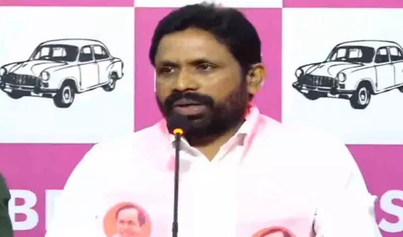 कांग्रेस के लिए धोखेबाज़... अध्यक्ष खड़गे धोखेबाज़ हैं: Errolla Srinivas कांग्रेस के लिए धोखेबाज़... अध्यक्ष खड़गे धोखेबाज़ हैं: Errolla Srinivas
