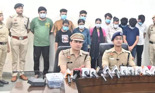 पलवल पुलिस ने दिल्ली में फर्जी कॉल सेंटर का भंडाफोड़ किया, 11 गिरफ्तार पलवल पुलिस ने दिल्ली में फर्जी कॉल सेंटर का भंडाफोड़ किया, 11 गिरफ्तार