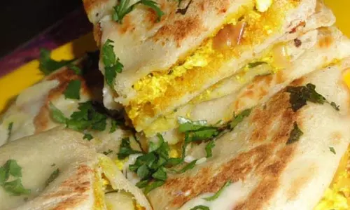 Recipe: घर पर बनाएं स्वादिष्ट और सेहतमंद पनीर कुलचा