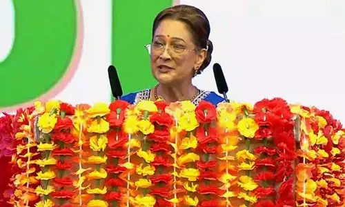 PM मोदी के नेतृत्व की त्रिनिदाद-टोबैगो के प्रधानमंत्री ने की सराहना: बताया परिवर्तनकारी शक्ति PM मोदी के नेतृत्व की त्रिनिदाद-टोबैगो के प्रधानमंत्री ने की सराहना: बताया परिवर्तनकारी शक्ति
