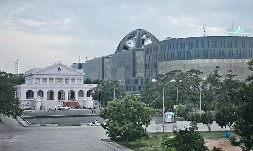 Tamil Nadu : ओमान्थुर सरकारी अस्पताल को रक्त विश्लेषक दान किया गया Tamil Nadu : ओमान्थुर सरकारी अस्पताल को रक्त विश्लेषक दान किया गया