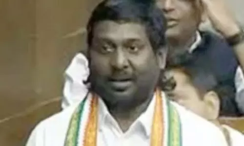 सांसद विजय वसंत ने ईरान में फंसे कन्याकुमारी के मछुआरों को बचाने का अनुरोध किया सांसद विजय वसंत ने ईरान में फंसे कन्याकुमारी के मछुआरों को बचाने का अनुरोध किया