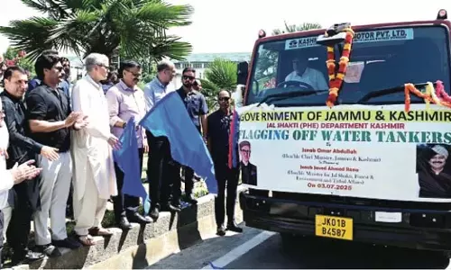 CM Omar ने स्वच्छ पेयजल की निर्बाध पहुंच सुनिश्चित करने का संकल्प लिया CM Omar ने स्वच्छ पेयजल की निर्बाध पहुंच सुनिश्चित करने का संकल्प लिया