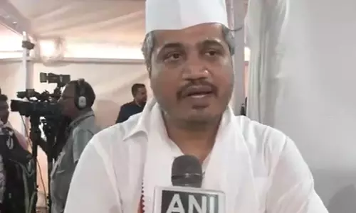 अमित शाह से महाराष्ट्र की कानून व्यवस्था पर ध्यान देने का आग्रह: NCP के रोहित पवार अमित शाह से महाराष्ट्र की कानून व्यवस्था पर ध्यान देने का आग्रह: NCP के रोहित पवार