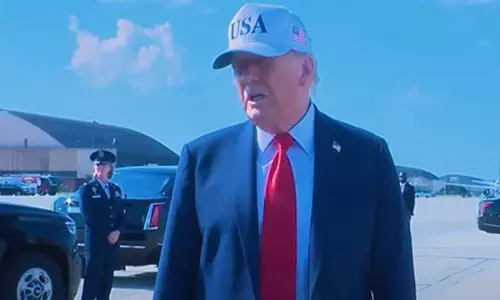 Trump ने कहा- फोन कॉल के दौरान पुतिन के साथ कोई प्रगति नहीं हुई Trump ने कहा- फोन कॉल के दौरान पुतिन के साथ कोई प्रगति नहीं हुई