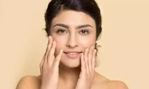Skin Care: हर रोज योग करने से आपकी त्वचा को मिलेंगे ये फायदे