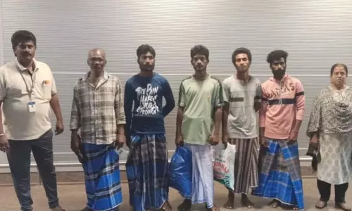 श्रीलंका की जेल से रिहा हुए पांच Tamil Nadu मछुआरे चेन्नई पहुंचे