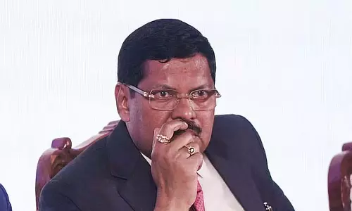 Maharashtra : विधानसभा में मुख्य न्यायाधीश कवाई के लिए प्रशंसा समारोह Maharashtra : विधानसभा में मुख्य न्यायाधीश कवाई के लिए प्रशंसा समारोह