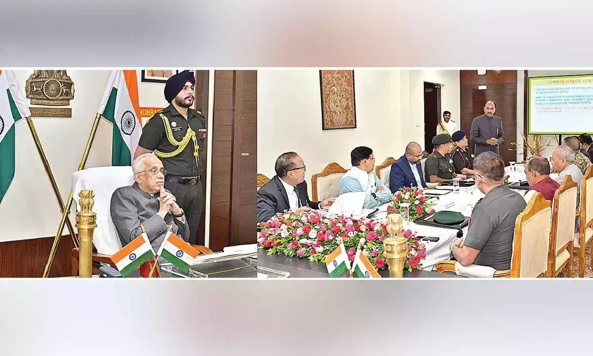 Andhra: राज्यपाल ने पूर्व सैनिकों की पहल की समीक्षा की Andhra: राज्यपाल ने पूर्व सैनिकों की पहल की समीक्षा की