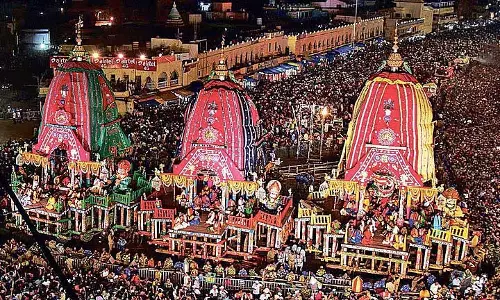 Odisha: बाहुदा यात्रा, सुना बेशा के दौरान भेजे जाने वाले ट्रैफिक अलर्ट Odisha: बाहुदा यात्रा, सुना बेशा के दौरान भेजे जाने वाले ट्रैफिक अलर्ट
