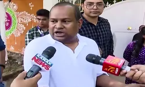 Odisha: नौकरशाह बिष्णुपद सेठी को 8 जुलाई तक गिरफ्तारी से राहत मिली Odisha: नौकरशाह बिष्णुपद सेठी को 8 जुलाई तक गिरफ्तारी से राहत मिली