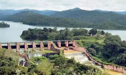 Mullaperiyar ; स्पिलवे के शटर बंद हो गए Mullaperiyar ; स्पिलवे के शटर बंद हो गए