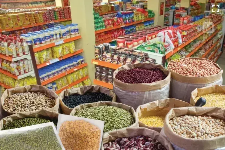 Kerala के मावेली स्टोर नारियल तेल की कमी से जूझ रहे Kerala के मावेली स्टोर नारियल तेल की कमी से जूझ रहे