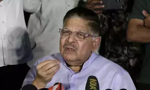 बैंक घोटाला मामले में ED ने निर्माता अल्लू अरविंद से पूछताछ की बैंक घोटाला मामले में ED ने निर्माता अल्लू अरविंद से पूछताछ की