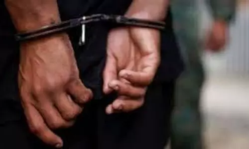 Odisha: विजिलेंस ने टिटलागढ़ एईई, आर एंड बी सब-डिवीजन को गिरफ्तार किया