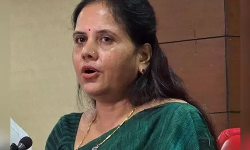 मेयर मीनल चौबे ने अधिकारियों को दिए निर्देश : प्रथम बार चेतावनी और समझाईश के बाद ही करें अर्थदंड मेयर मीनल चौबे ने अधिकारियों को दिए निर्देश : प्रथम बार चेतावनी और समझाईश के बाद ही करें अर्थदंड