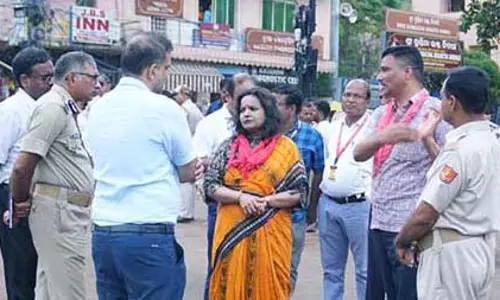 पुरी भगदड़ की जांच में जुटीं अनु गर्ग, जनता से मांगा सहयोग पुरी भगदड़ की जांच में जुटीं अनु गर्ग, जनता से मांगा सहयोग