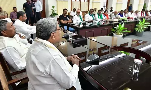 सरकार का रुख आज घोषित नहीं किया जा सकता, 15 जुलाई को फिर बैठक : CM