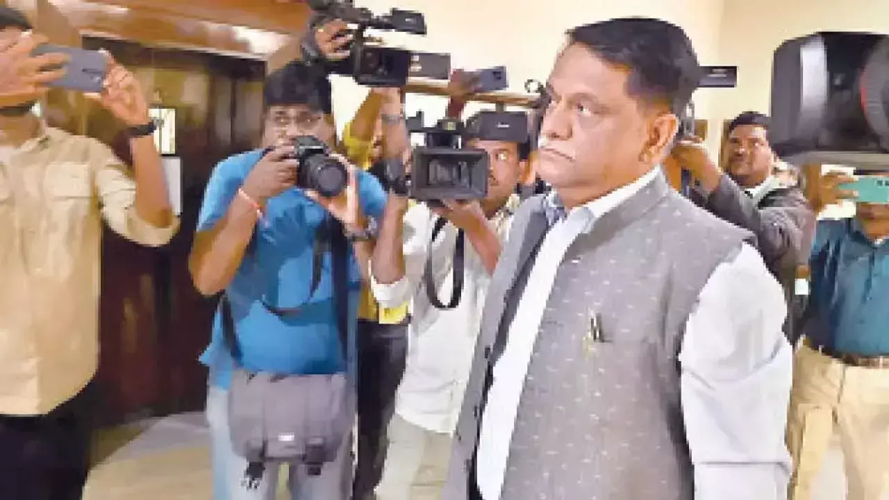 Telangana: ACB ने फंड ट्रांसफर में KTR की भूमिका पर अरविंद कुमार से पूछताछ की