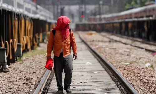 Delhi में तापमान 49 डिग्री सेल्सियस पर पहुंचा, कल से बारिश की गतिविधियां बढ़ेंगी