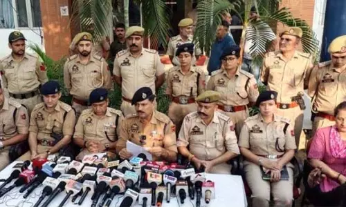 गांधी नगर सब-डिवीजन में चोरी के कई मामलों का खुलासा, 13 गिरफ्तार: Police गांधी नगर सब-डिवीजन में चोरी के कई मामलों का खुलासा, 13 गिरफ्तार: Police