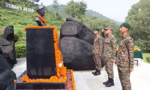Jammu: ब्रिगेडियर उस्मान को श्रद्धांजलि के साथ झांगर दिवस मनाया गया Jammu: ब्रिगेडियर उस्मान को श्रद्धांजलि के साथ झांगर दिवस मनाया गया