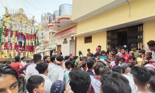 Bareilly: मातमी धुनों संग उठा जुमेरात का ताजिया