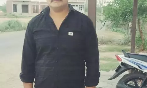 Zirakpur में झगड़े में एक व्यक्ति की चाकू घोंपकर हत्या Zirakpur में झगड़े में एक व्यक्ति की चाकू घोंपकर हत्या