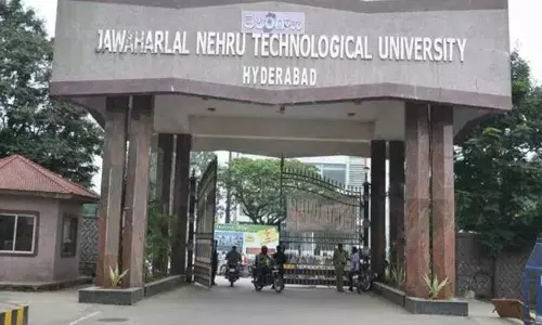 JNTU-हैदराबाद ने इंजीनियरिंग छात्रों के लिए लचीला क्रेडिट ढांचा बहाल किया JNTU-हैदराबाद ने इंजीनियरिंग छात्रों के लिए लचीला क्रेडिट ढांचा बहाल किया