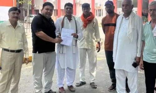 Bhiwani: जीर्णोद्वार की मांग पर डीसी को ज्ञापन सौंपा गया