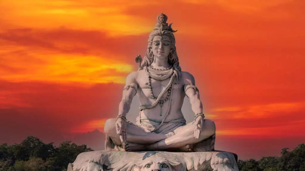 Sawan 2025: पहली बार रखने जा रहे हैं सावन सोमवार व्रत, यहां जानें इसके नियम Sawan 2025: पहली बार रखने जा रहे हैं सावन सोमवार व्रत, यहां जानें इसके नियम