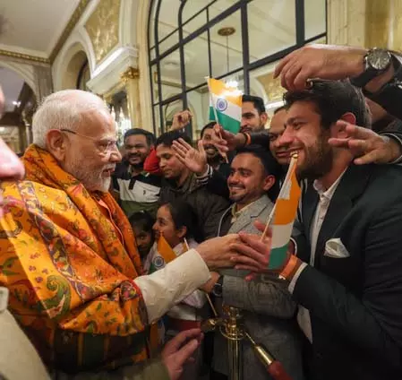 ‘पीएम मोदी से मिलकर अच्छा लगा’, भारतीय प्रवासियों ने अर्जेंटीना में किया स्वागत ‘पीएम मोदी से मिलकर अच्छा लगा’, भारतीय प्रवासियों ने अर्जेंटीना में किया स्वागत