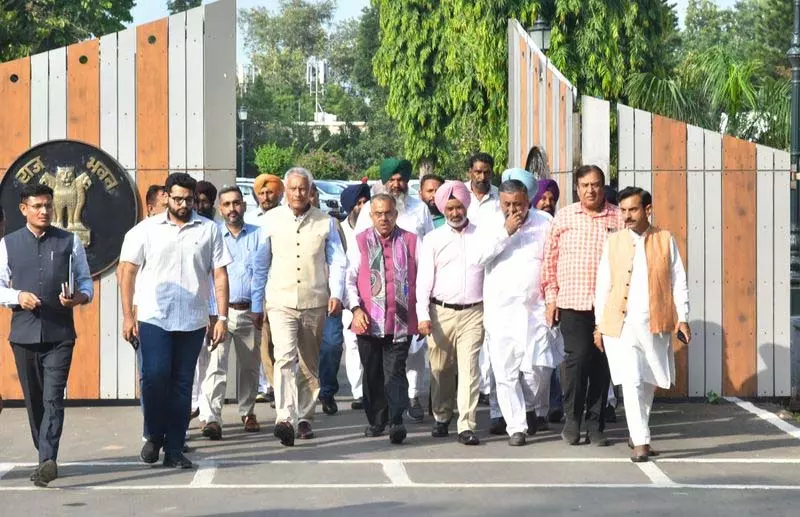 BJP ने लैंड पूलिंग नीति को वापस लेने की मांग की BJP ने लैंड पूलिंग नीति को वापस लेने की मांग की