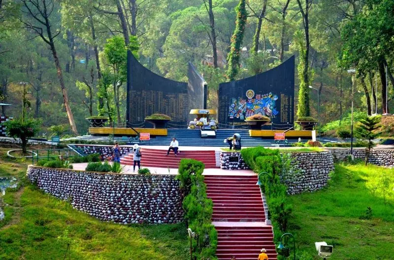 Dharamshala युद्ध स्मारक के पास ईवी स्टेशन की योजना रद्द Dharamshala युद्ध स्मारक के पास ईवी स्टेशन की योजना रद्द