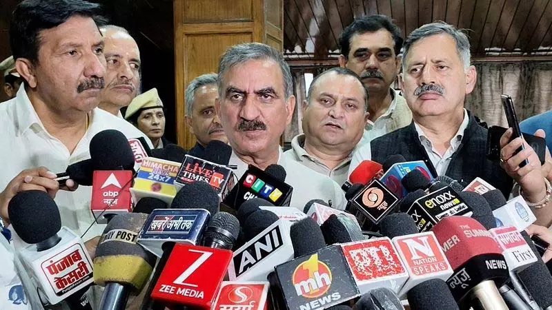 बाढ़ प्रभावित परिवारों को घर किराए पर लेने के लिए हर महीने मिलेंगे 5,000 रुपये: CM Sukhu बाढ़ प्रभावित परिवारों को घर किराए पर लेने के लिए हर महीने मिलेंगे 5,000 रुपये: CM Sukhu