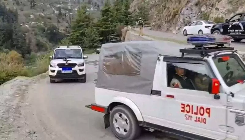 Kishtwar में आतंकवादियों की तलाश तीसरे दिन भी जारी Kishtwar में आतंकवादियों की तलाश तीसरे दिन भी जारी