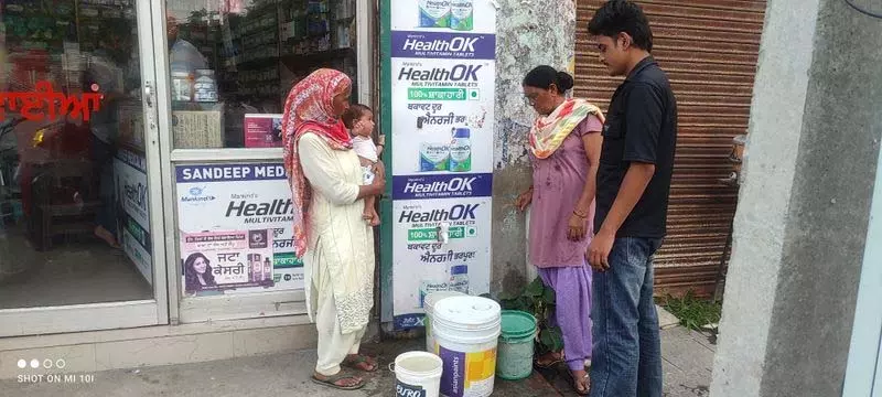 Tarn Taran में दूषित जलापूर्ति से स्वास्थ्य संबंधी चिंता Tarn Taran में दूषित जलापूर्ति से स्वास्थ्य संबंधी चिंता
