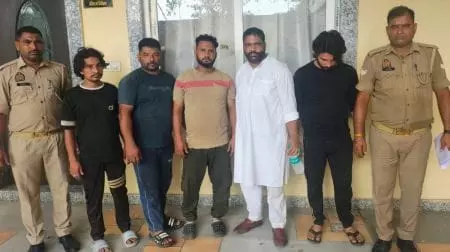 Bareilly: चार क्विंटल मांस के साथ पांच आरोपी हिरासत में Bareilly: चार क्विंटल मांस के साथ पांच आरोपी हिरासत में