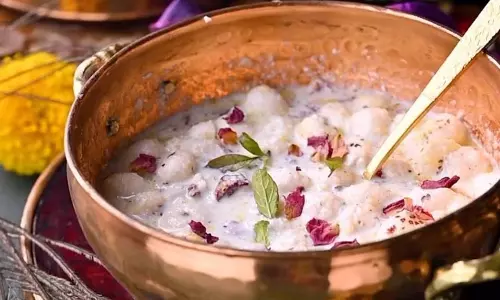 Sawan Special Bhog: भोलेनाथ को प्रिय हैं ये 5 भोग, सावन के महीने में जरूर करें अर्पित Sawan Special Bhog: भोलेनाथ को प्रिय हैं ये 5 भोग, सावन के महीने में जरूर करें अर्पित