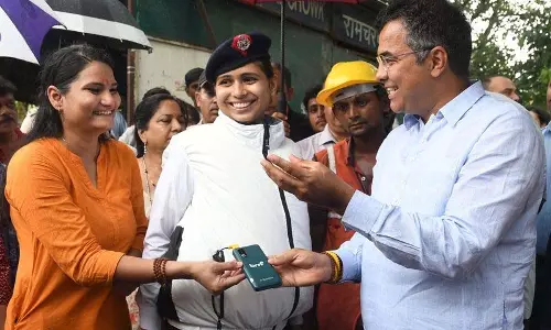 क्षेत्र में काम करने वाले कर्मचारियों को कूल वेस्ट जैकेट मिलेंगे