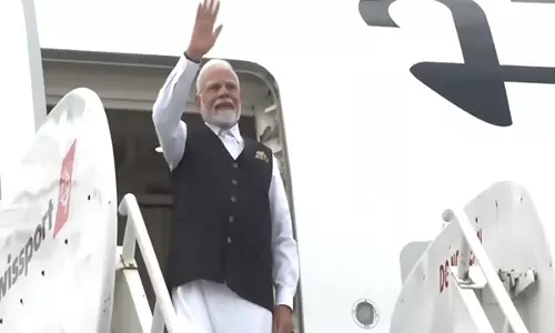 त्रिनिदाद और टोबैगो की यात्रा समाप्त करने के बाद PM Modi ब्यूनस आयर्स के लिए रवाना हुए