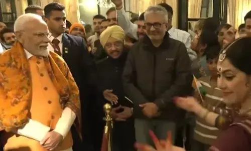 ब्यूनस आयर्स में भारतीय समुदाय ने पीएम मोदी का किया भव्य स्वागत