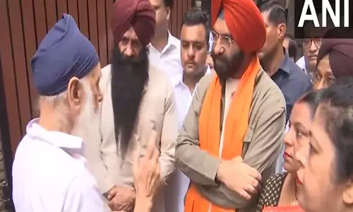 Delhi के मंत्री सिरसा ने राजौरी गार्डन में नवनिर्मित सड़क का उद्घाटन किया Delhi के मंत्री सिरसा ने राजौरी गार्डन में नवनिर्मित सड़क का उद्घाटन किया