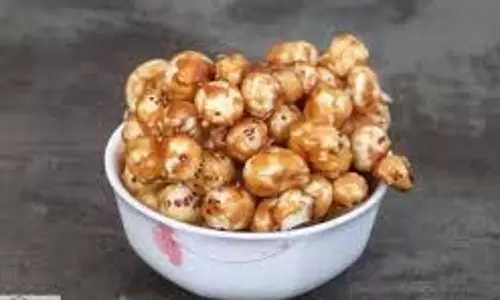 Masala Makhana :मखाने को दें मसालेदार ट्विस्ट, तैयार करें ये स्नैक रेसिपी Masala Makhana :मखाने को दें मसालेदार ट्विस्ट, तैयार करें ये स्नैक रेसिपी