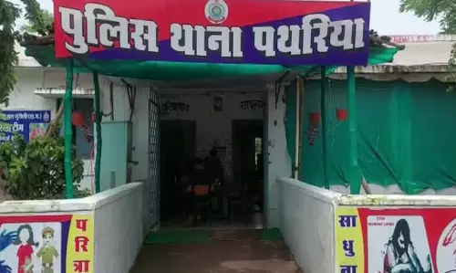 चारों स्कूली छात्राएं मिली, डांट की वजह से भागी थी घर से चारों स्कूली छात्राएं मिली, डांट की वजह से भागी थी घर से