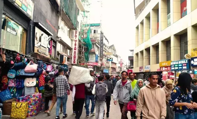 Shillong के फेरीवालों का विरोध, कोर्ट के समय निर्धारण पर जताई आपत्ति