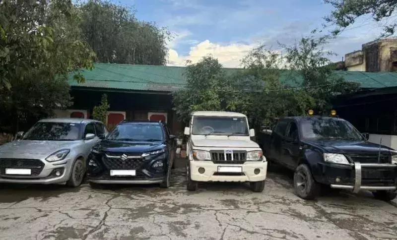 Manipur पुलिस ने थौबल में चोरी हुए चार वाहन बरामद किए Manipur पुलिस ने थौबल में चोरी हुए चार वाहन बरामद किए