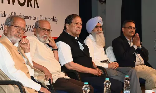 न्यायाधीशों का तबादला किया जाना चाहिए: Santosh Hegde न्यायाधीशों का तबादला किया जाना चाहिए: Santosh Hegde