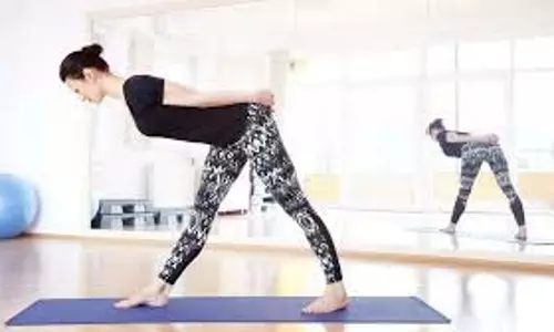 Yoga: तनाव और चिंता से मुक्ति पाने के लिए करें कौन से योगासन, दवा से भी ज्यादा हैं कारगर